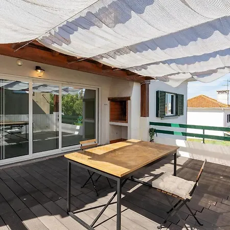 Serene 4Br Family Home By River Apartment *