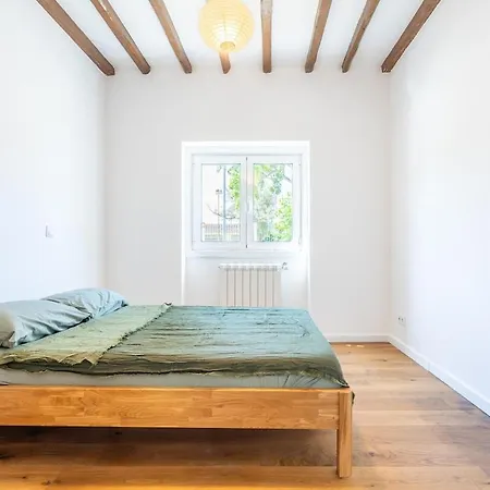 Serene 4Br Family Home By River Lisbon